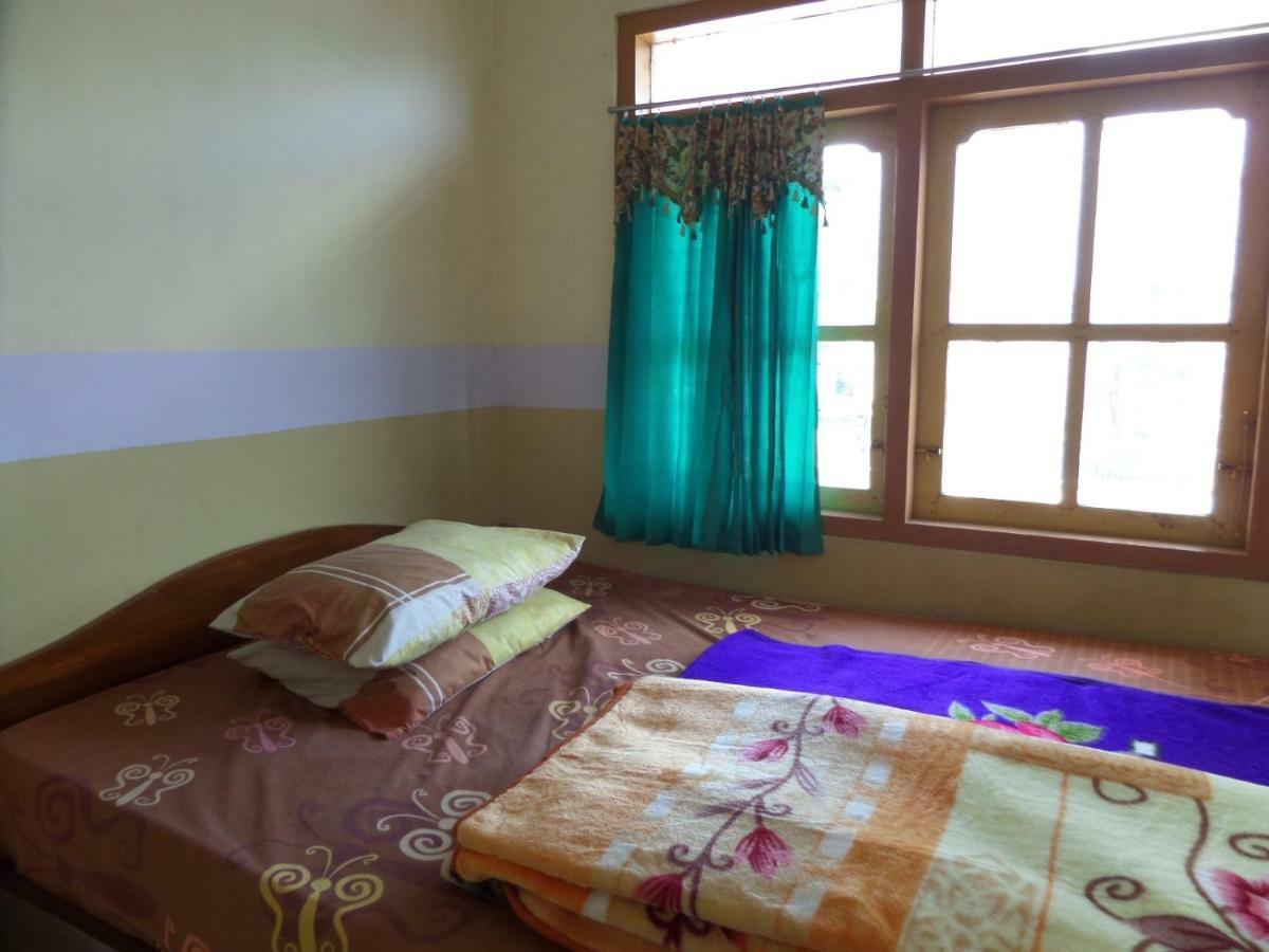 Yog Bromo Homestay Eksteriør billede